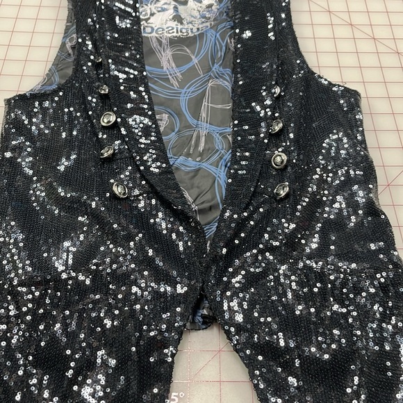 DESIGUAL "Happy Returns" Black Sequin Button Detail Fitted Party/NYE Vest SZ S - Picture 12 of 16
